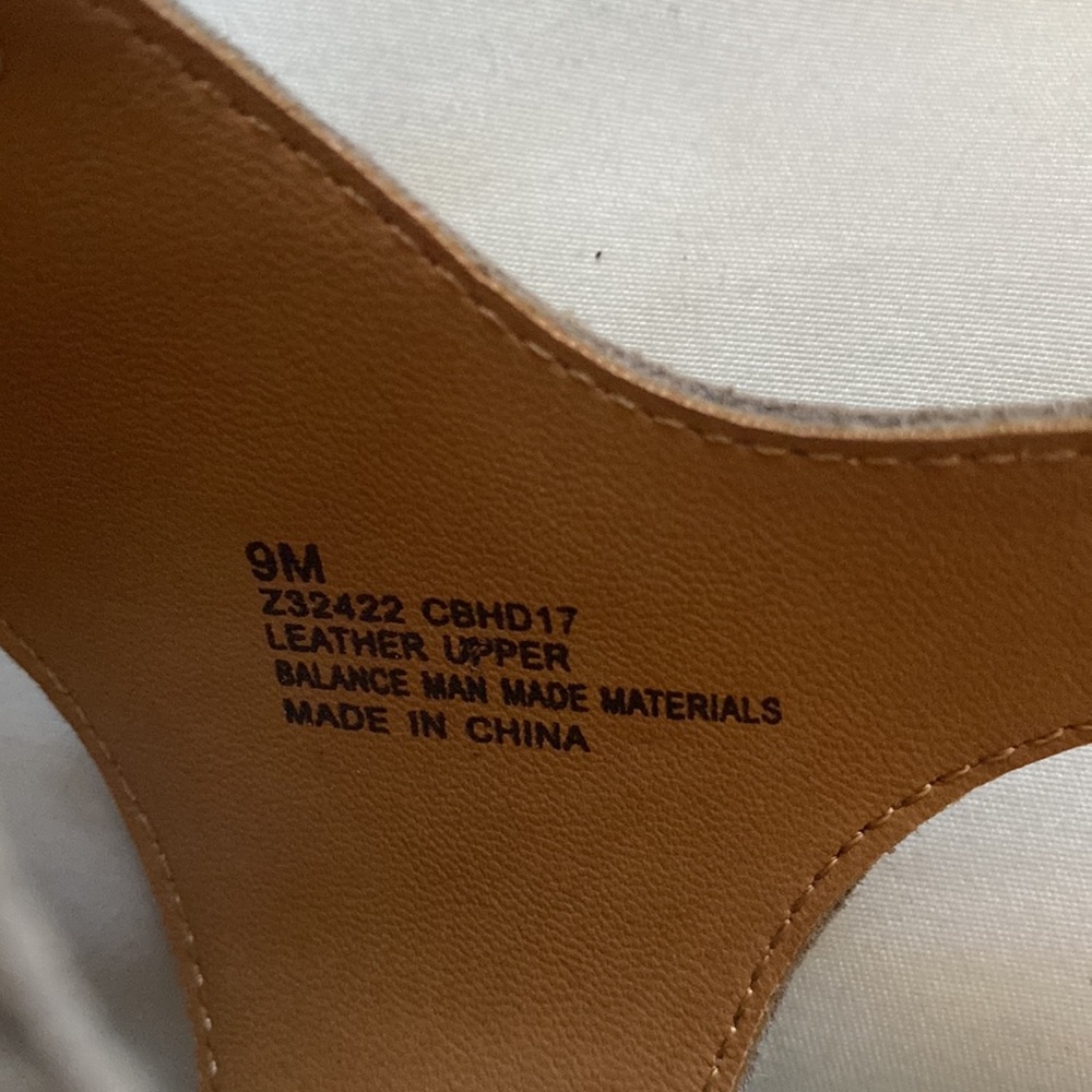 B.O.C Cutout heel sandals size 9 - Picture 8 of 8